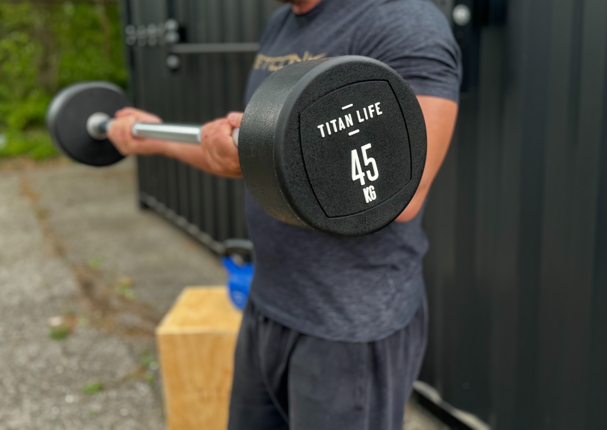 TITAN LIFE PRO Barbell 45kg PU